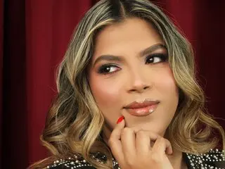 AishaThailor show