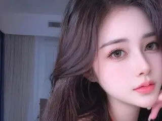 AgelaHui anal