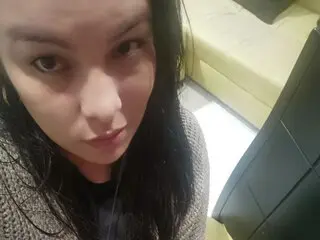 AlejaSuarez pics