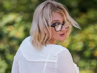AmandaSensy livesex