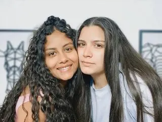 RebecaandCamila toy